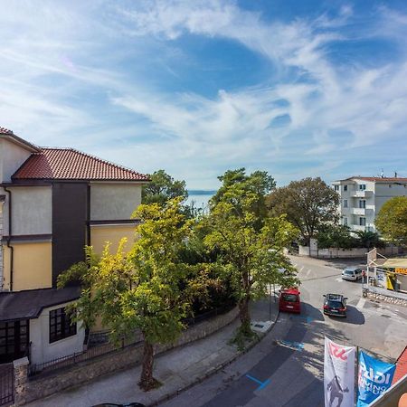 Apartment Riky Crikvenica Eksteriør bilde